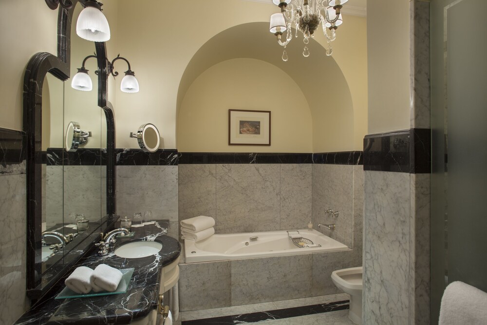 Jetted Tub