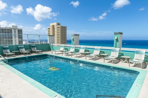 Pacific Monarch Hotel