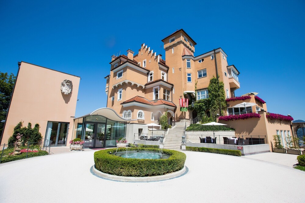 Hotel Front