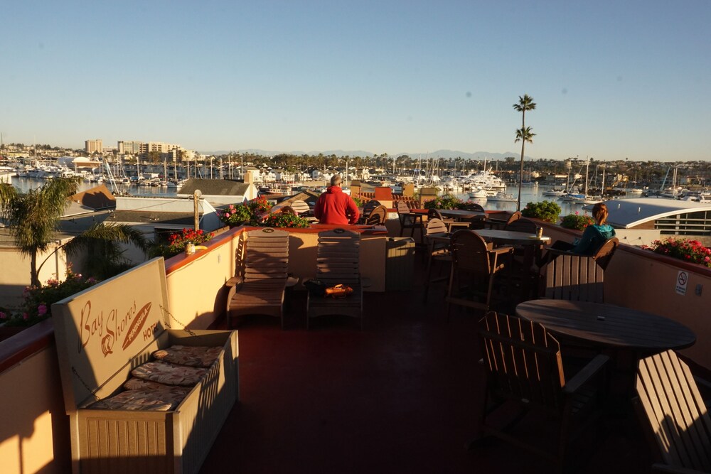 Sundeck