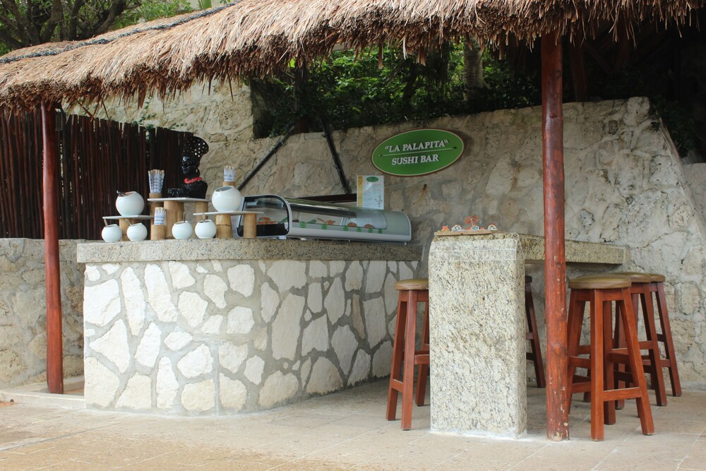 Snack Bar