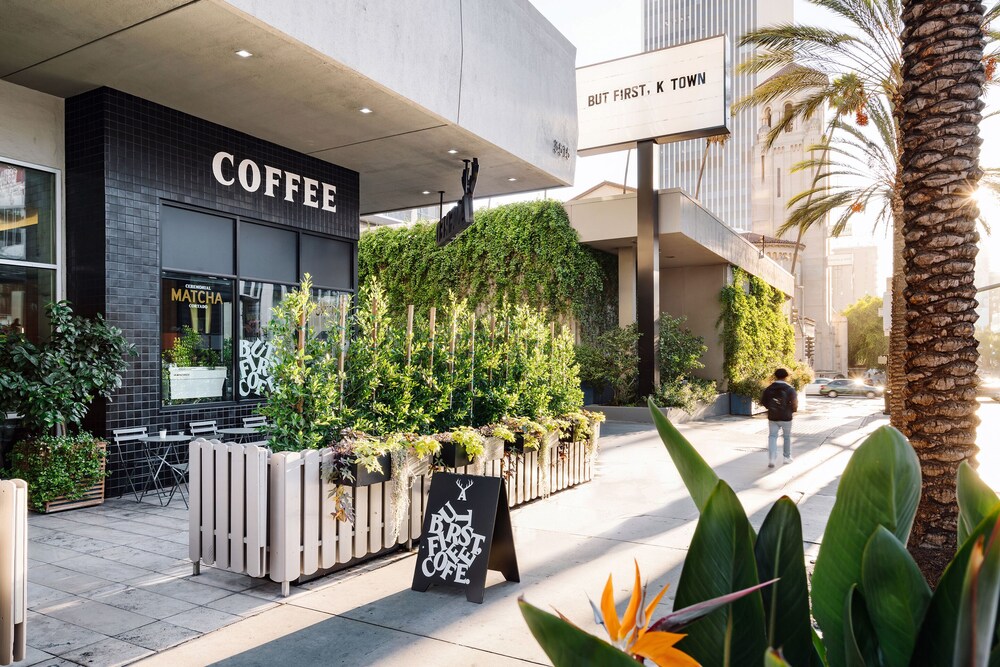 Coffee Shop