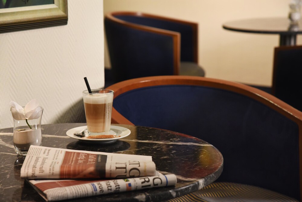 Lobby-Lounge