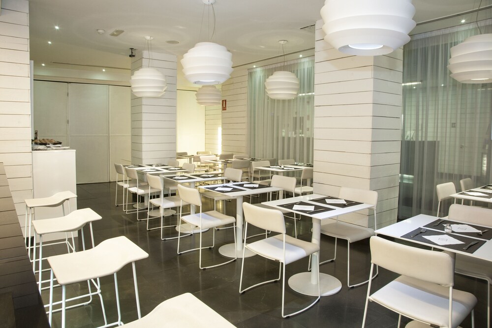 Coffee Shop