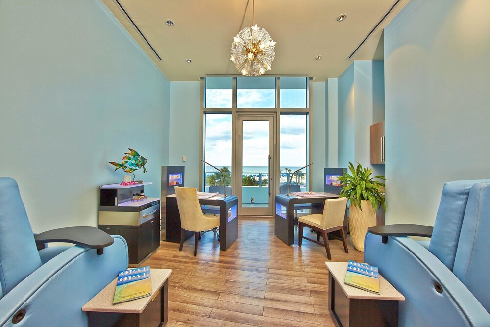 Nail Salon