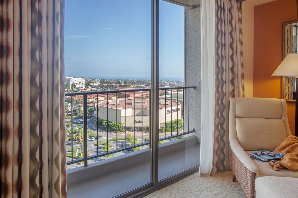 Guestroom View