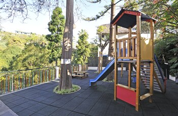 Childrens Play Area - Outdoor