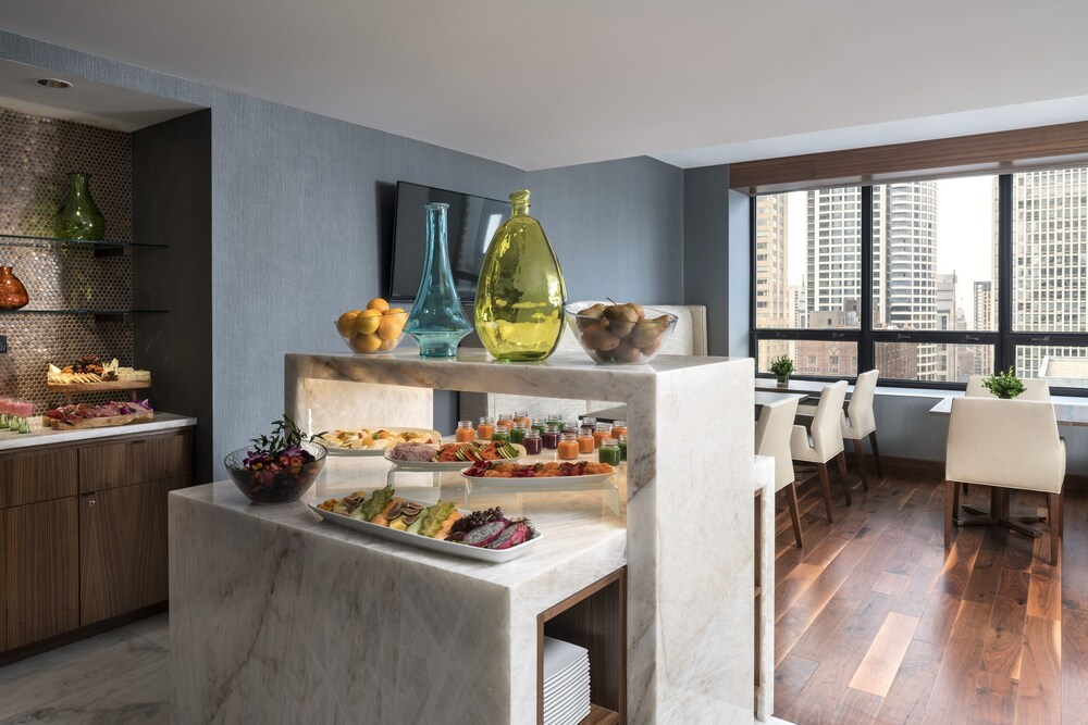 Executive Lounge