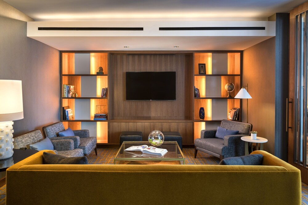 Executive Lounge