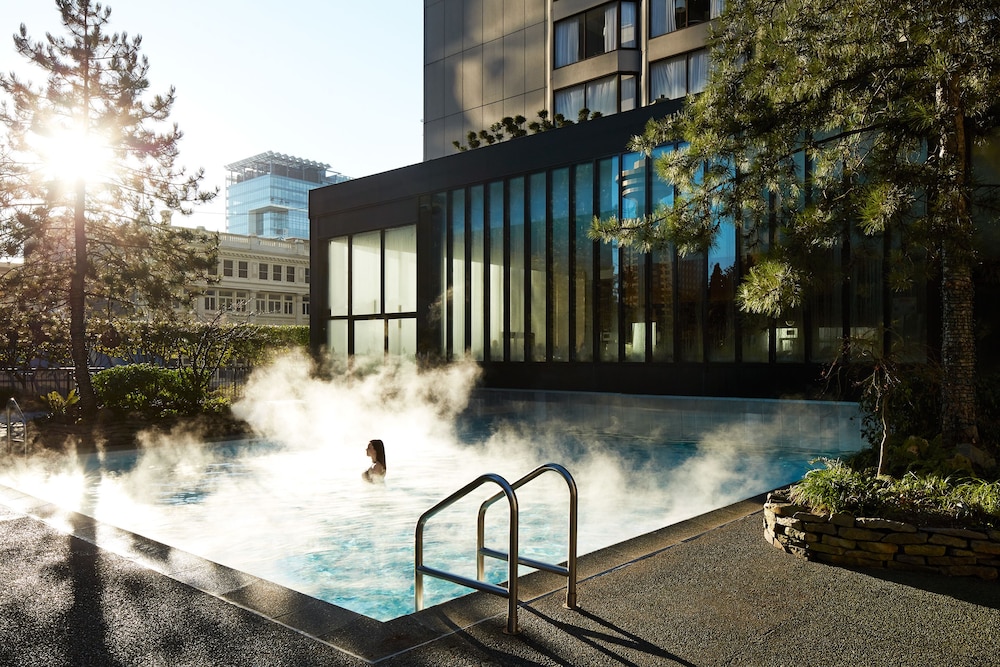 Indoor/Outdoor Pool