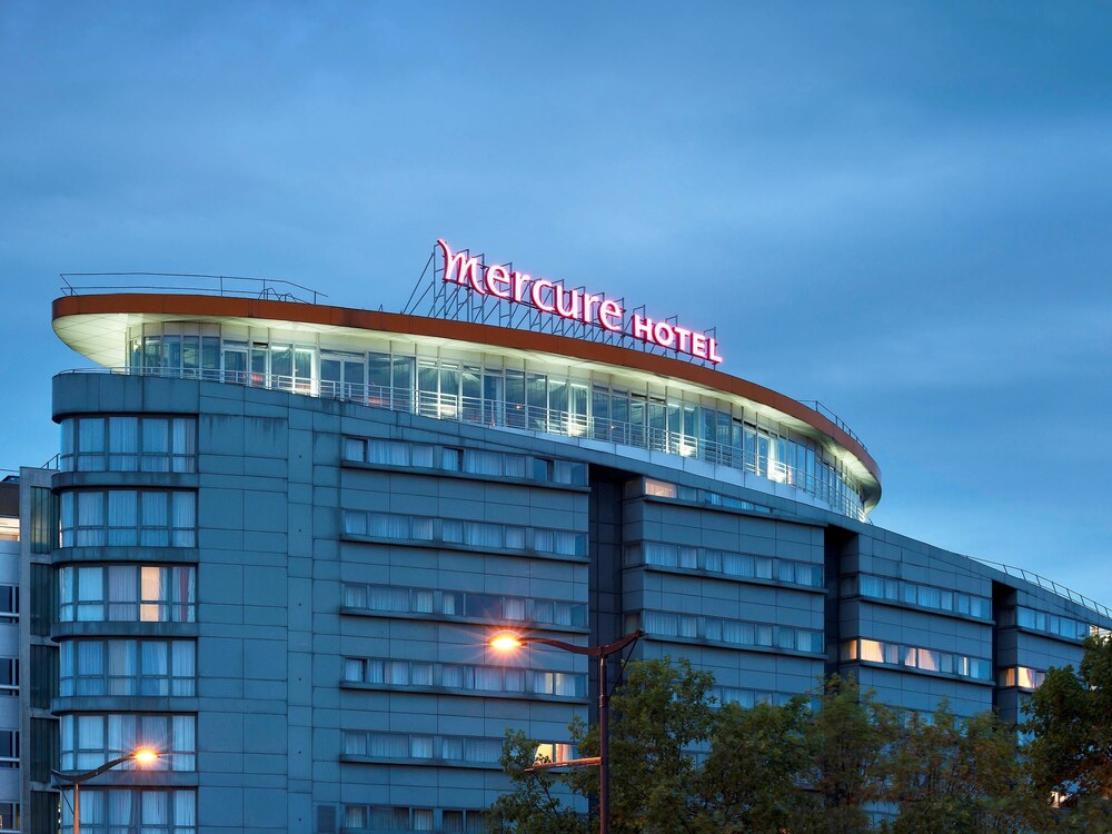 Hotel Front