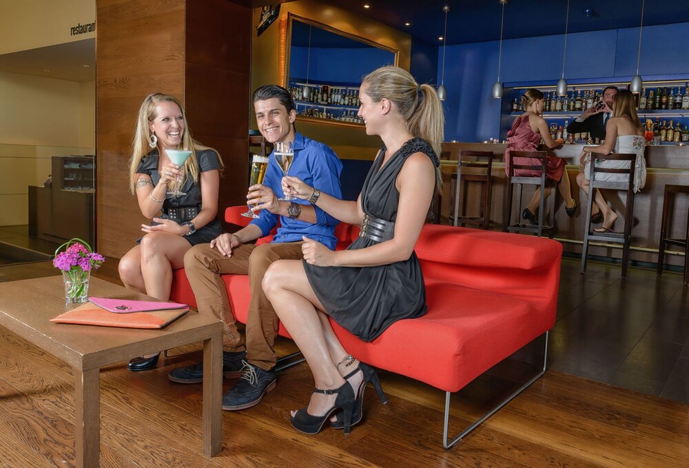 Hotel Lounge