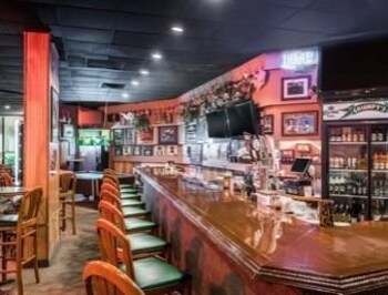 Hotel Bar