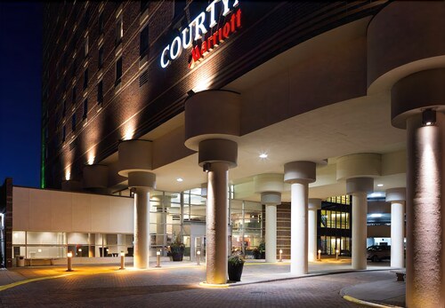 Hotel Front - Evening/Night