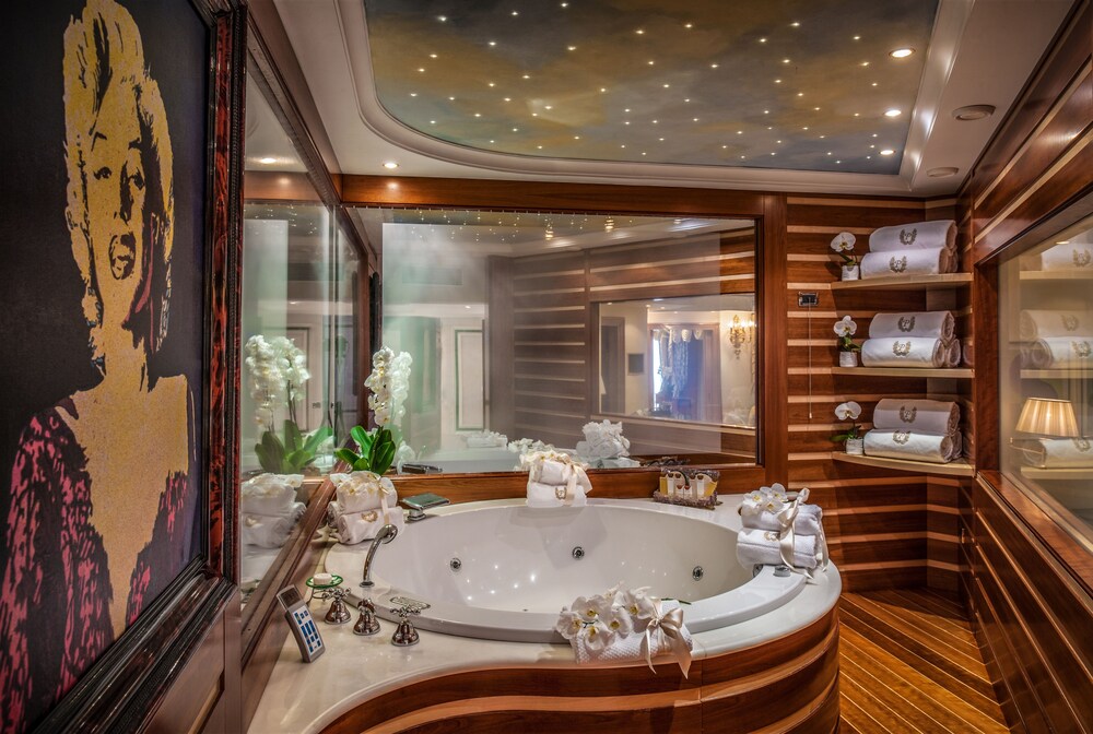 Jetted Tub