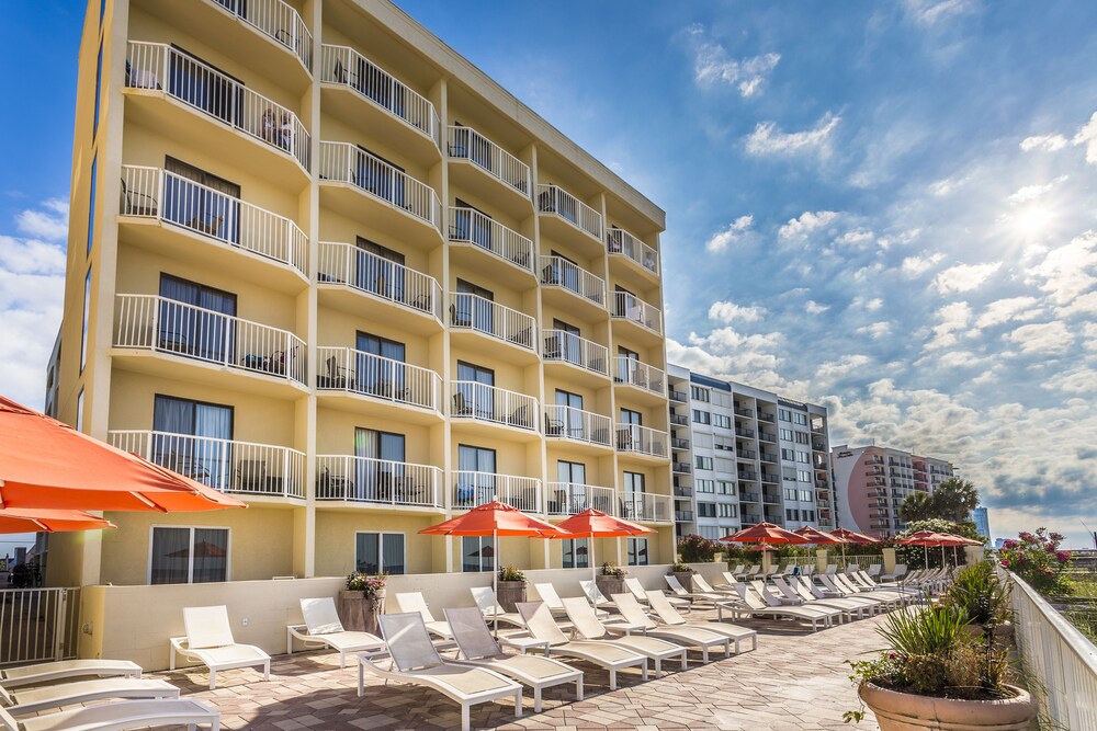 Terrace/patio, Sleep Inn On The Beach