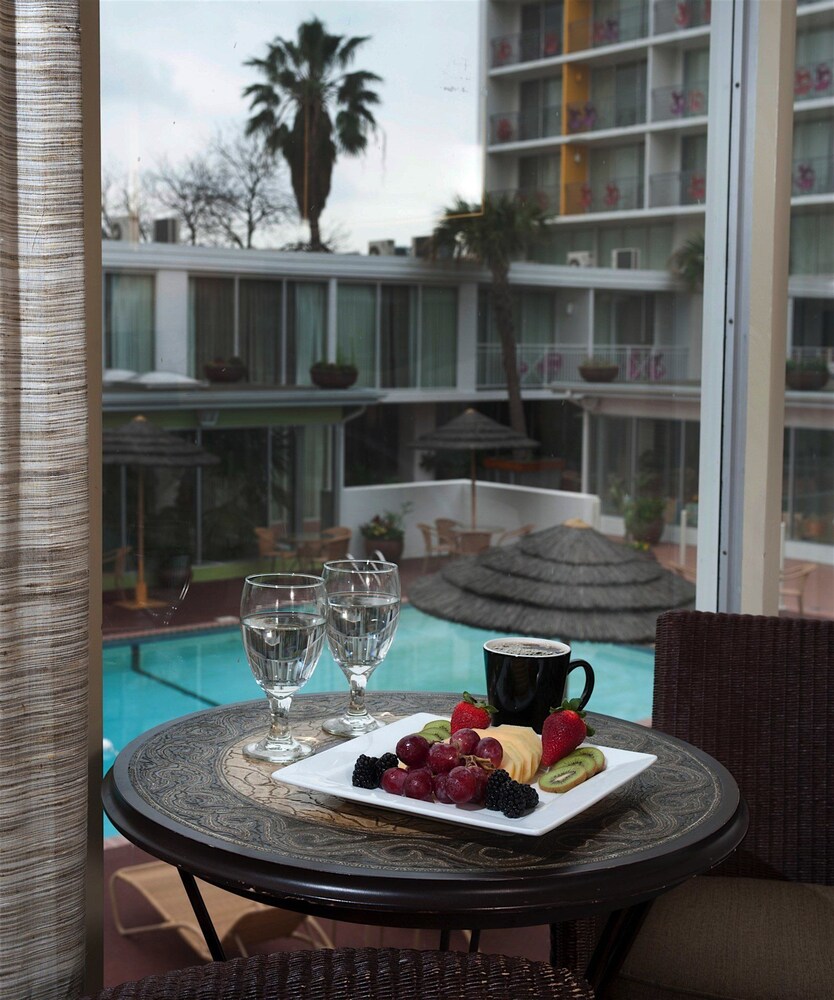 Guestroom View