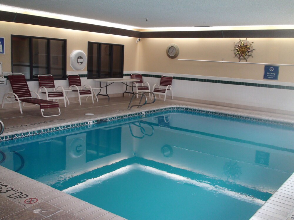 Indoor/Outdoor Pool