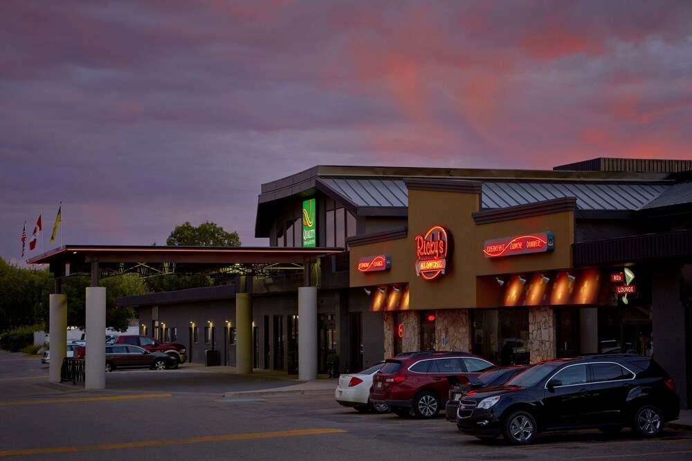 Hotel Front - Evening/Night