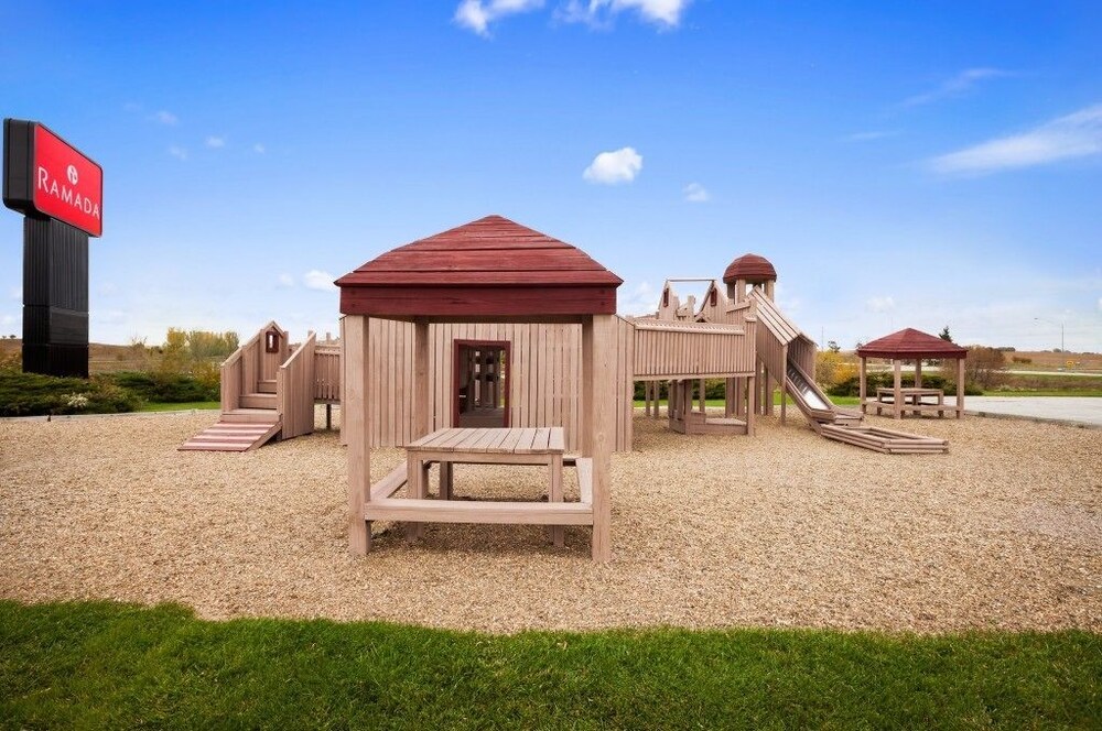 Childrens Play Area - Outdoor