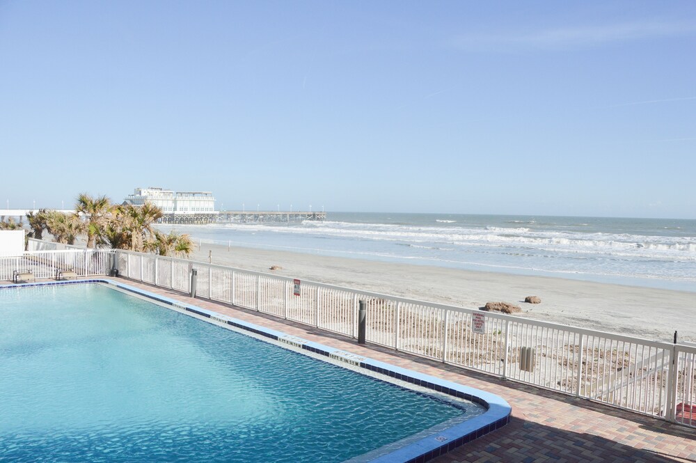 Beach/Ocean View