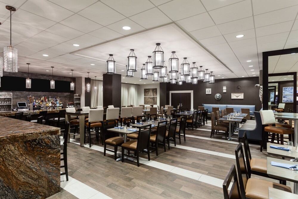 Hotel Lounge