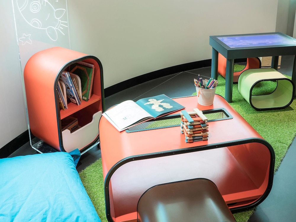 Childrens Play Area - Indoor