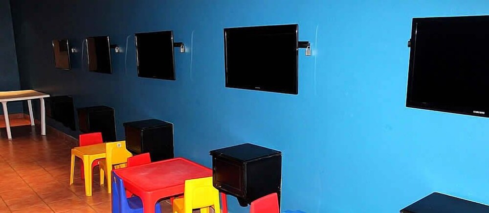Childrens Play Area - Indoor