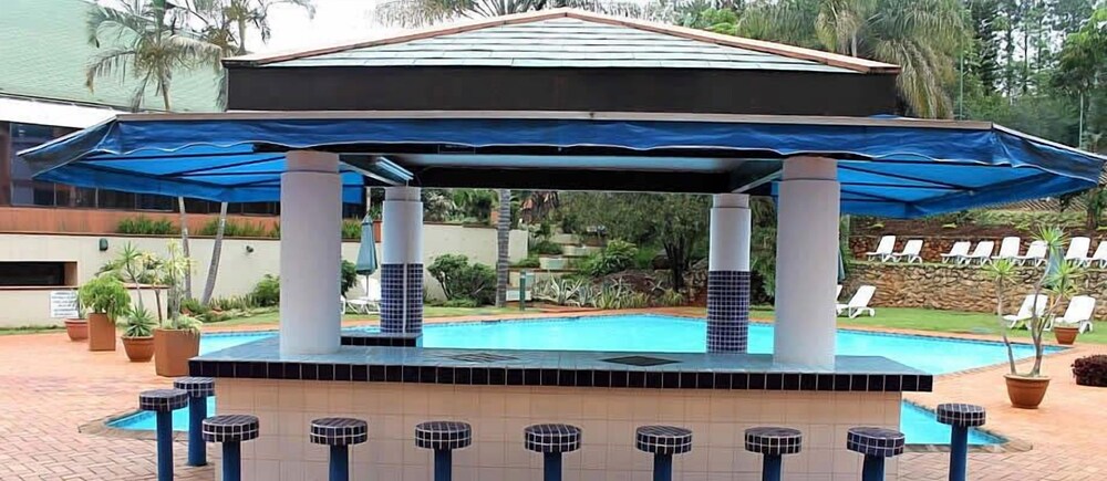 Poolside Bar