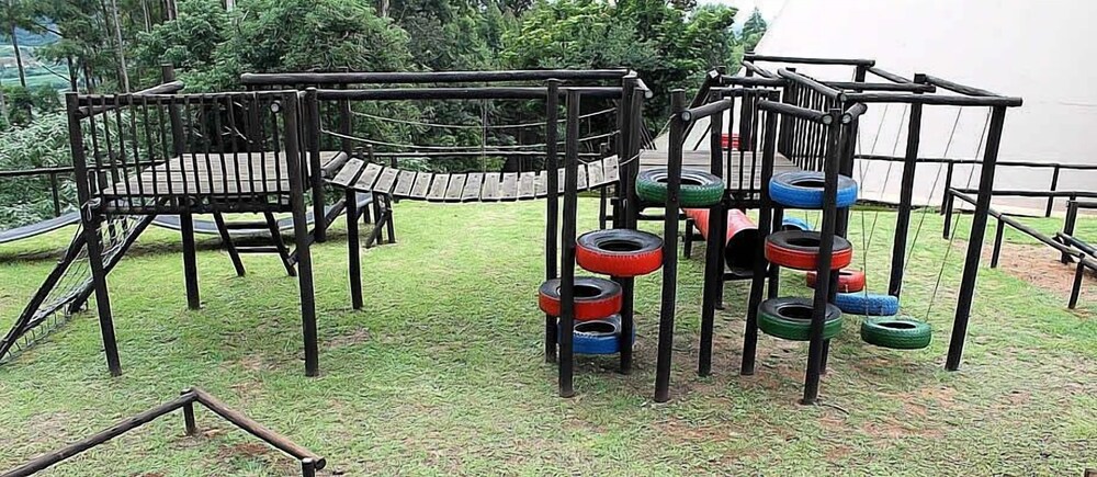 Childrens Play Area - Outdoor