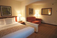 Standard Room, 1 Queen Bed with Sofabed