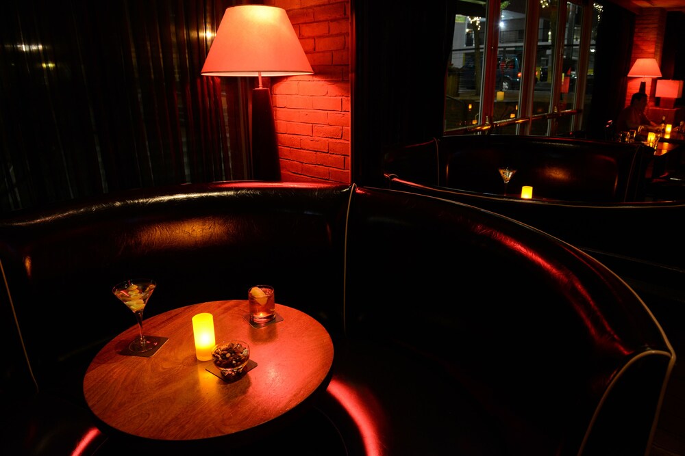 Hotel Lounge