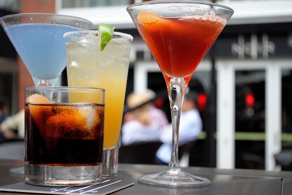 Hotel Bar