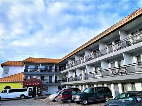 Ramada by Wyndham Anchorage