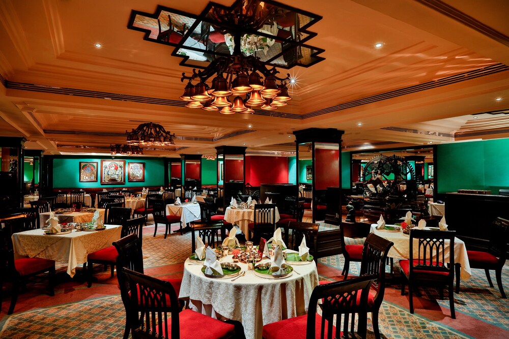 Family Dining