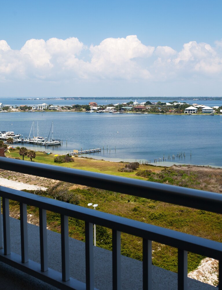 Guestroom View