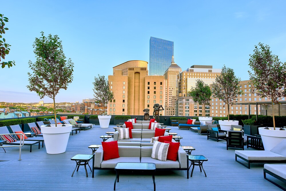 Sundeck