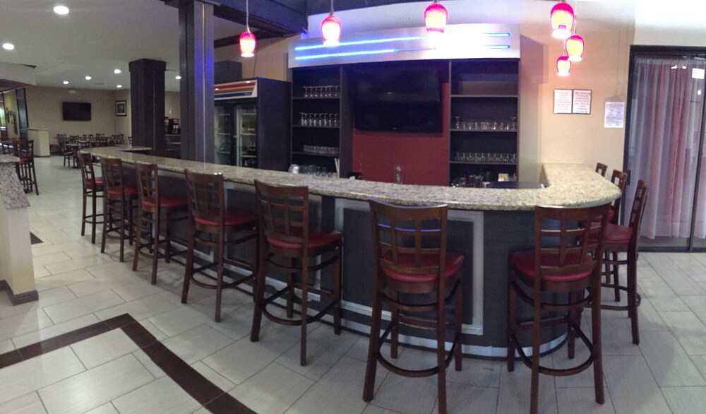 Hotel Bar