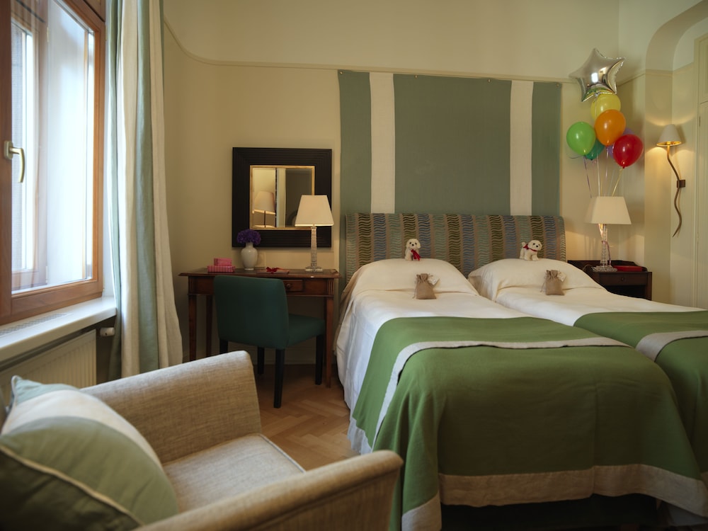 Guestroom
