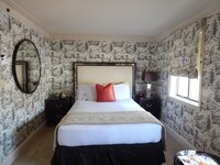 Superior Room, 1 Queen Bed