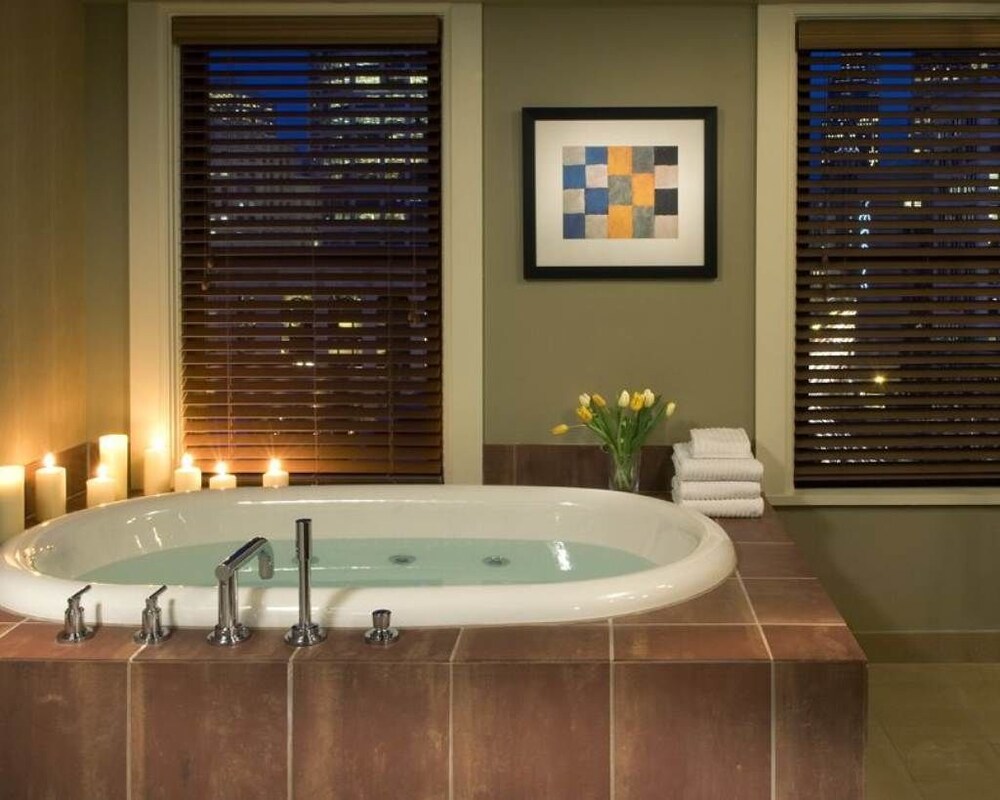 Jetted Tub