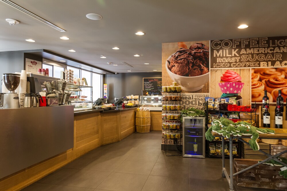 Snack Bar