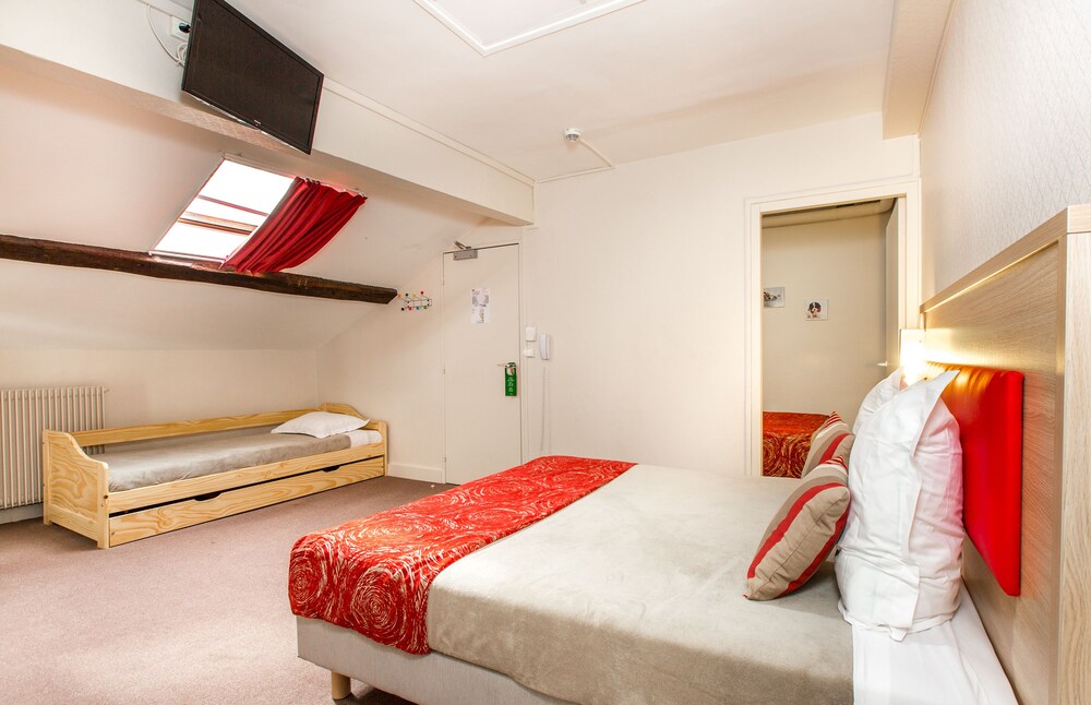 Guestroom