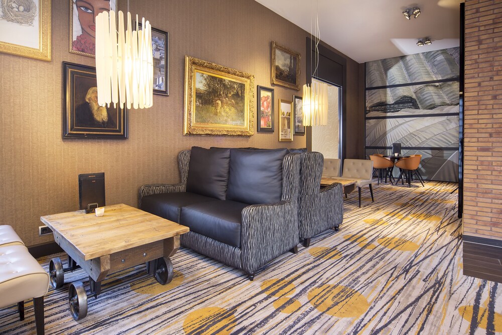 Hotel Bar