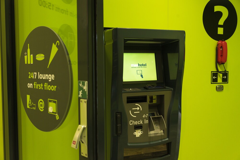 Check-in/Check-out Kiosk