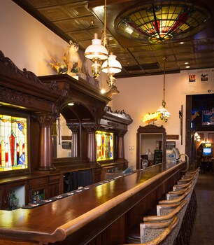 Hotel Bar
