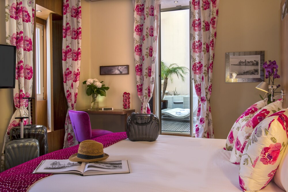 Guestroom