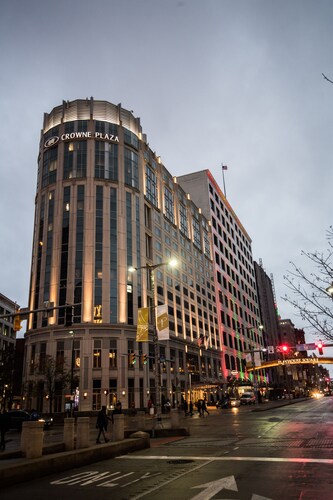 Crowne Plaza Cleveland at Playhouse Square