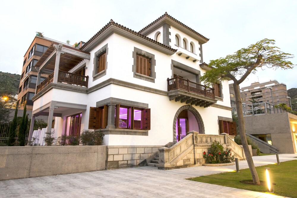 Hotel Front