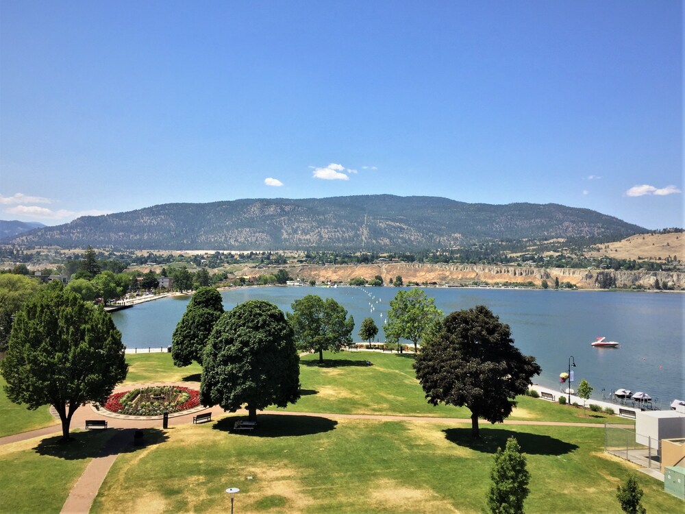 Guestroom View